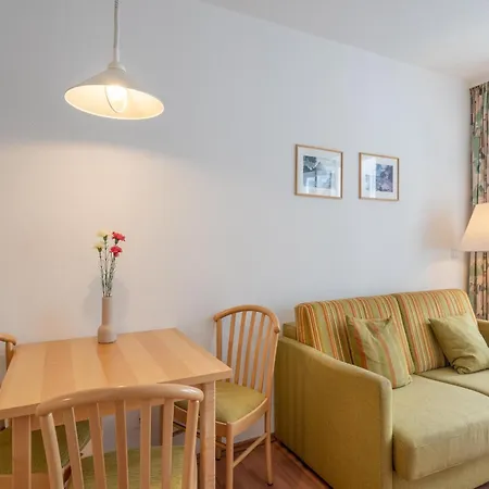Apartment Lichtdurchflutete Mit Balkon In Suedostlage In Sellin (Rugen)