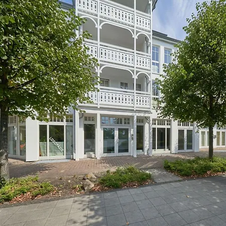 Lichtdurchflutete Mit Balkon In Suedostlage In Apartment Sellin (Rugen)